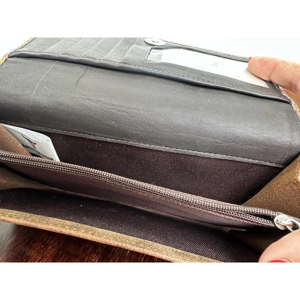 American Bison Leather Wallet with Tan Crocodile Pattern Flap Pockets New Other